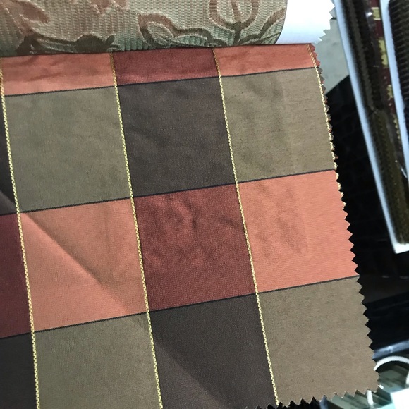 Robert Allen Upholstery Fabric Sample Book Color library “POMEGRANITE” 51 pieces - Picture 4 of 11